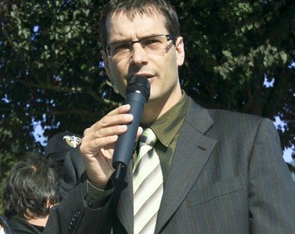 867541103.jpg